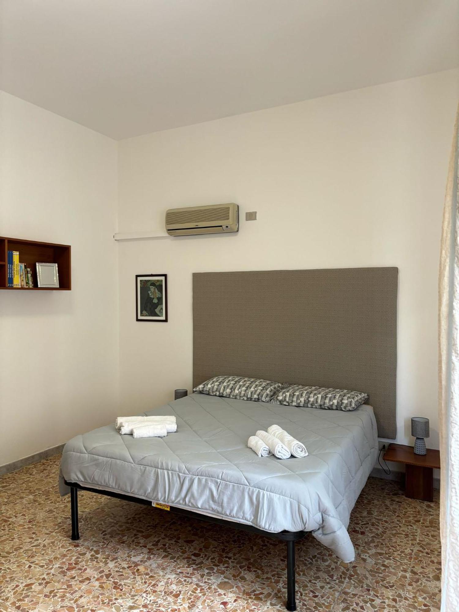 Pm 41 Via Ennio Porrino Guest House Alghero Extérieur photo