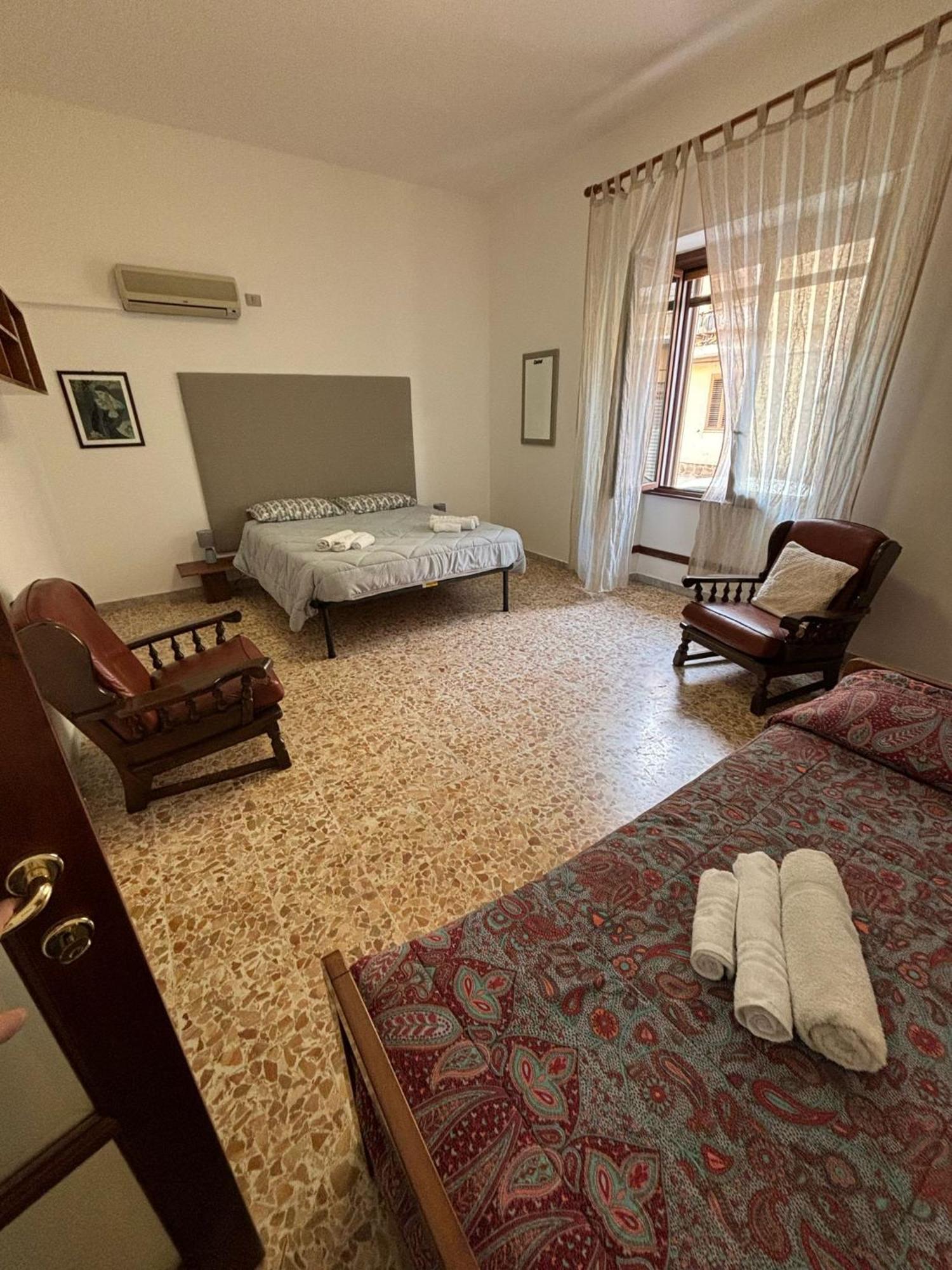 Pm 41 Via Ennio Porrino Guest House Alghero Extérieur photo