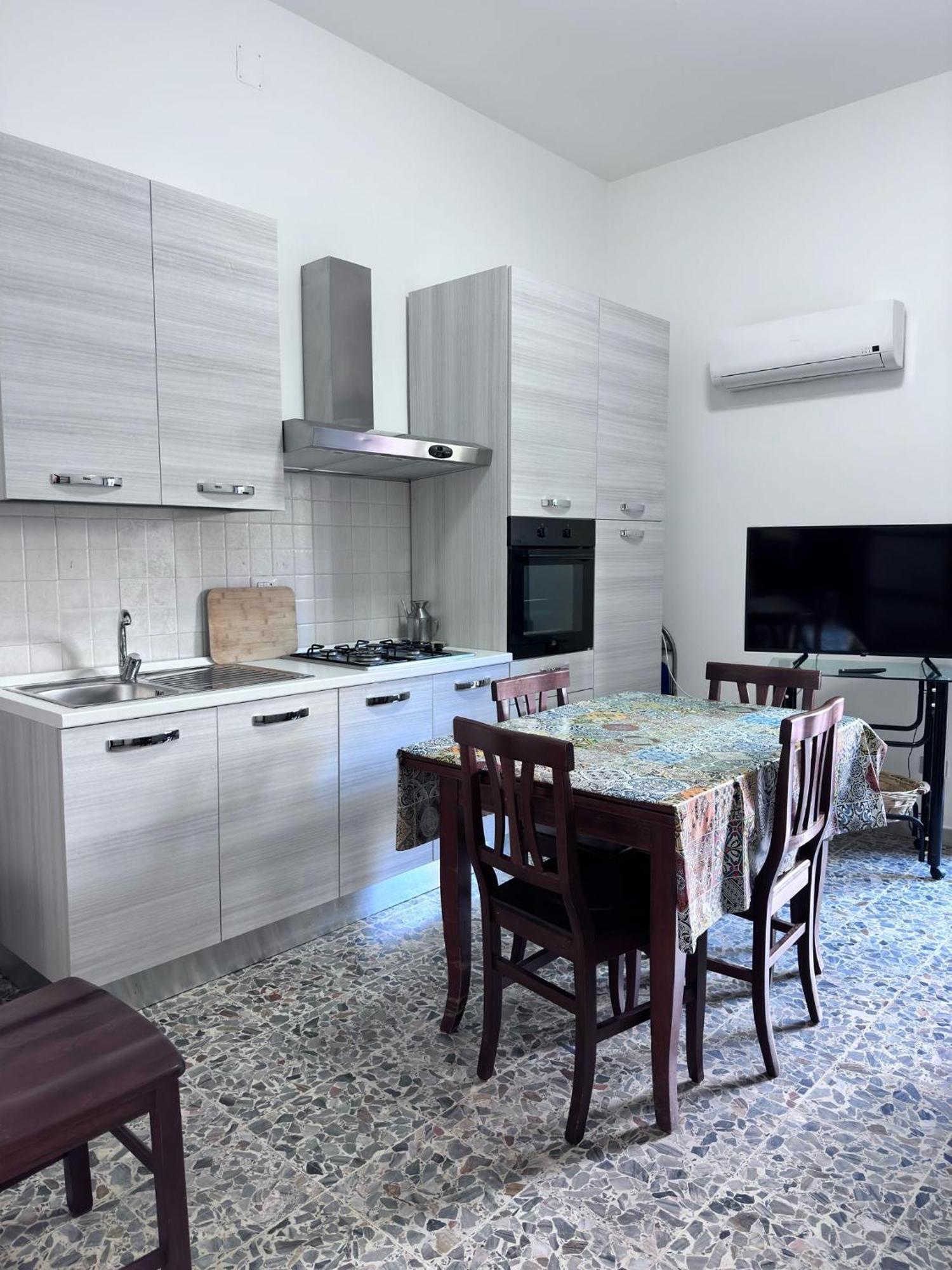 Pm 41 Via Ennio Porrino Guest House Alghero Extérieur photo